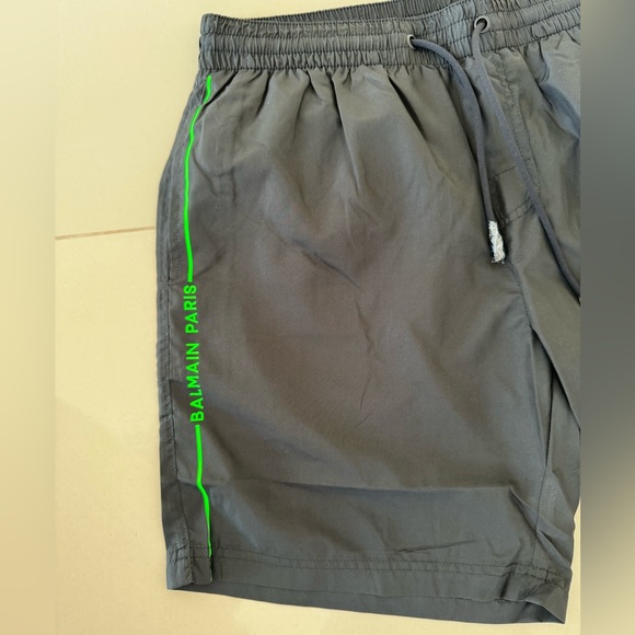 BALMAIN SWIMMING SHORTS 2024 collection VERY ELEGANT & COMFORTABLE WITH TAGS - Picture 5 of 7